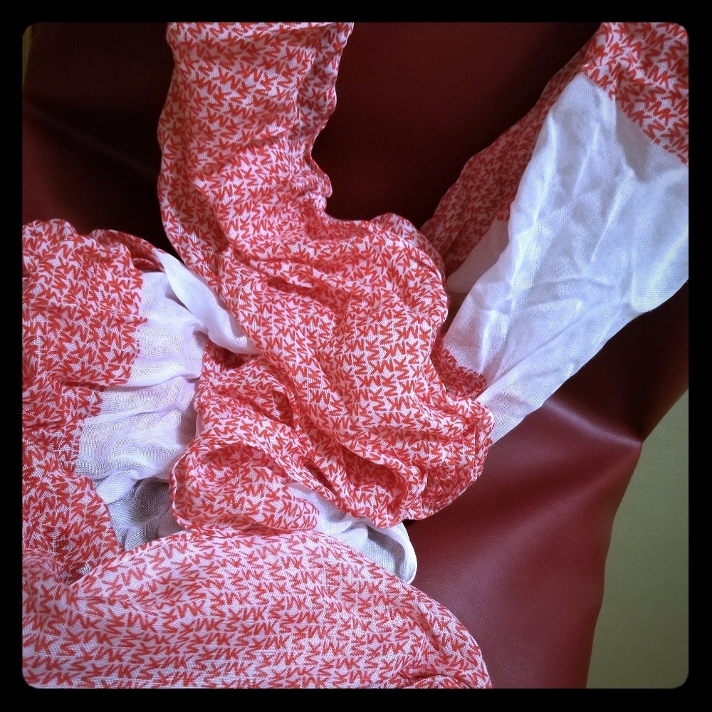 Michael kors Scarf